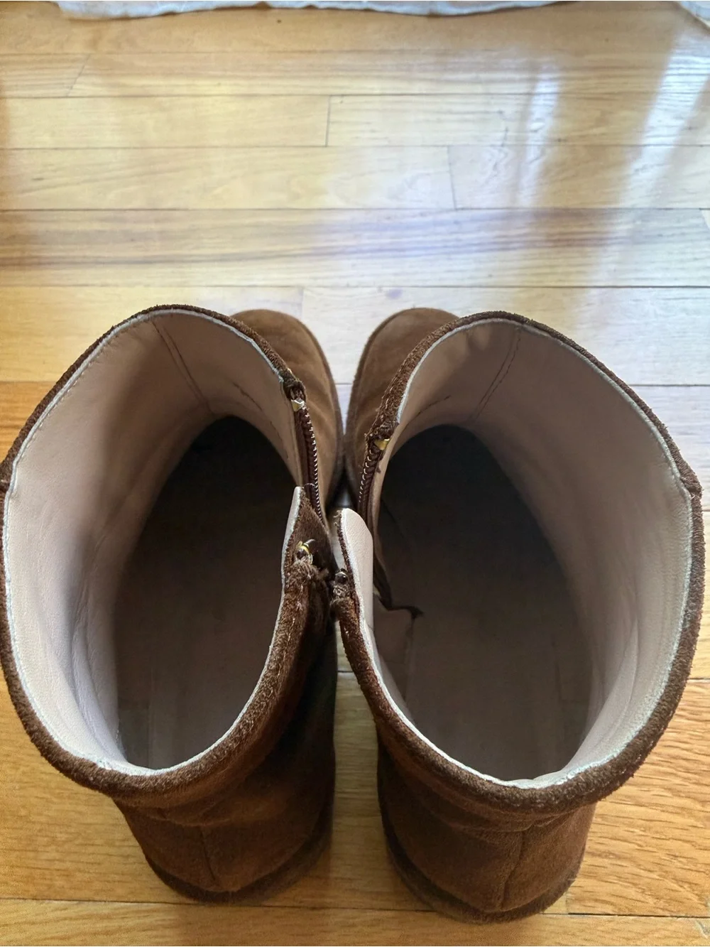 Stuart Weitzman MAELIE BOOTIE suede size 6 color Brown